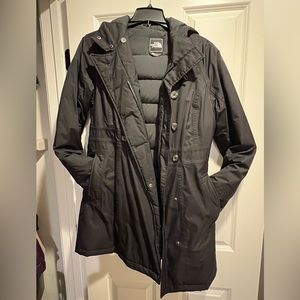 Women’s, The Northface Arctic Parka, black, size M,